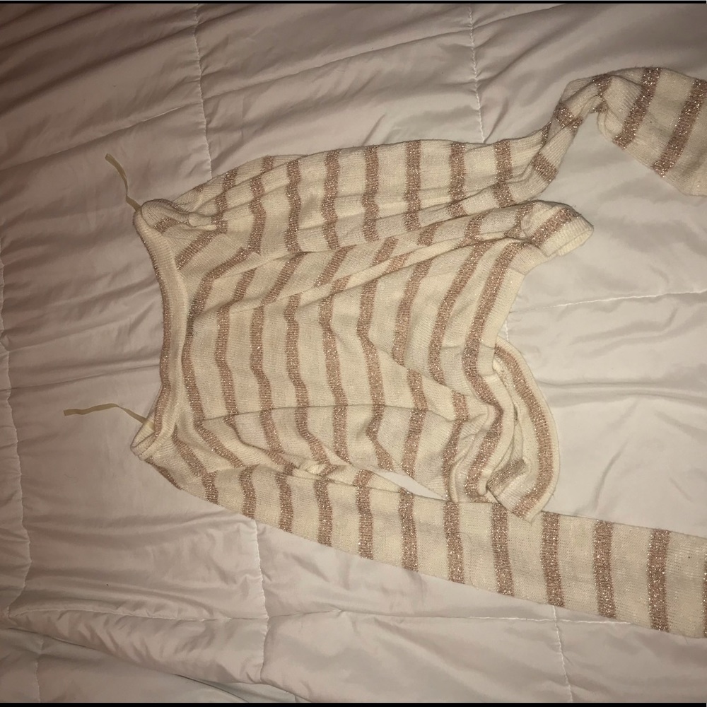 Crop sweater